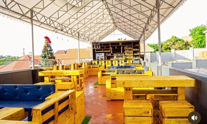 Mbezi Cama Y Desayuno | Moonlight Village