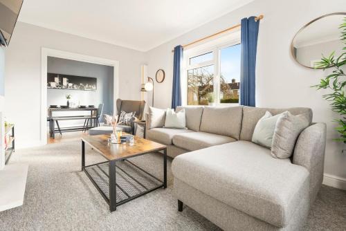Bournemouth Apartamento | Moonlit Bloom