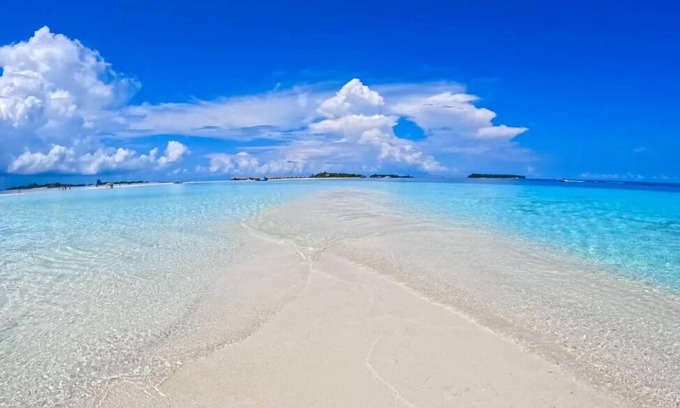Guraidhoo Casa | Moonlit Haven