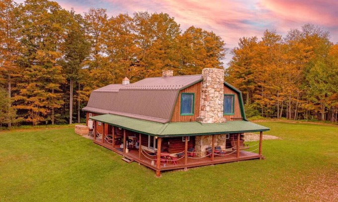 Coudersport Cabina | Moonraker 10 - Game Room Stargazing Field 1G Wi-Fi
