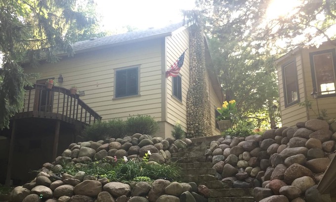 Colgate Casa | Moose Lake Home establecimiento cerca de Erin Hills Golf Course con el barco y Gazebo