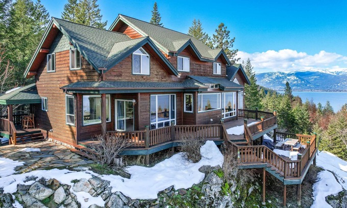 Sandpoint Chalet De Esquí | Moosewood Haven w/Private Island