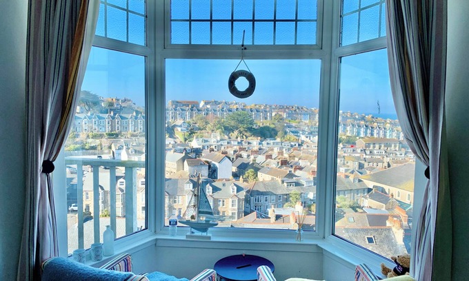 St Ives Cabaña | Mor Kernow