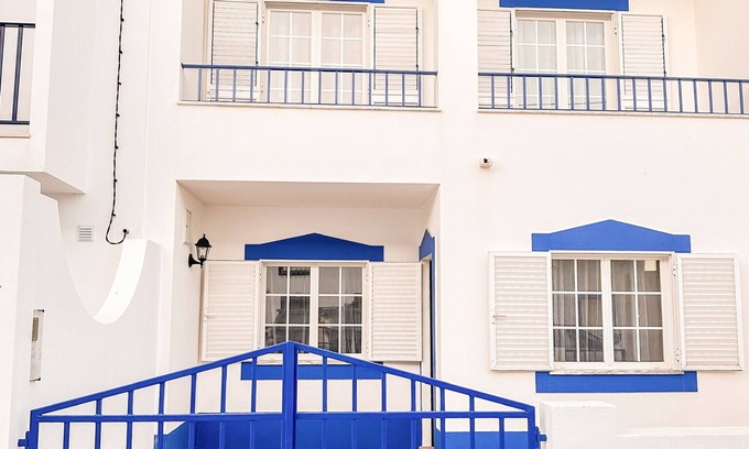 Almograve Casa | Moradia na Costa Vicentinha e Alentejana em Frente à Praia
