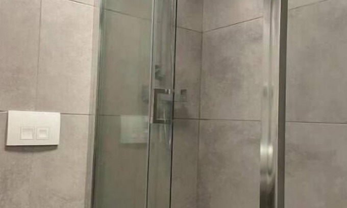 Ladywell Apartamento | Morden flat close to DLR station with free parking