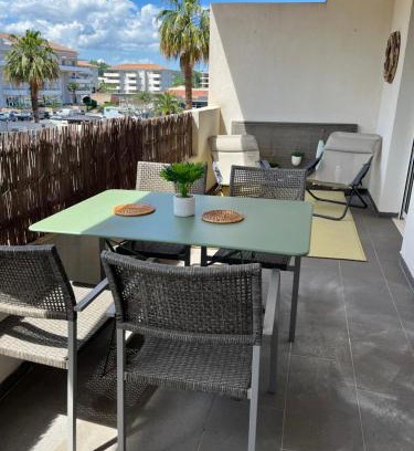 Moriani-Plage Apartamento | MORIANI Plage T2 terrasse proche mer et commerces
