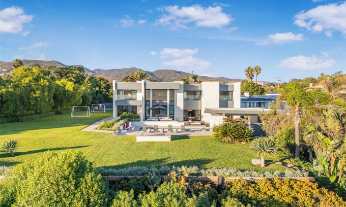 Western Malibu Casa | Morning View Malibu -Malibu Masterpiece in the Making w/ Views & Beach Access