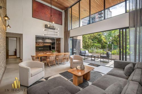 La Florida Apartamento | Morph 201 - High ceilings & modern apt/BBQ