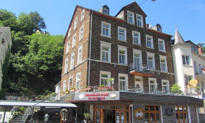 Cochem Hotel | Moselland Hotel im Enderttal Zum Onkel Willi