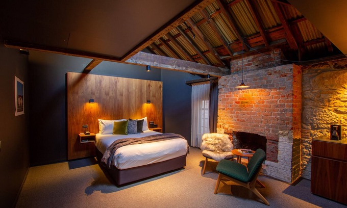 Battery Point Hotel | Moss Hotel