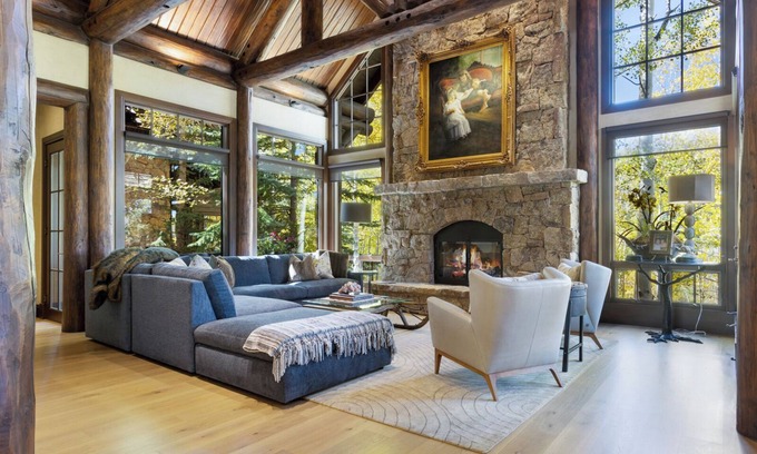 Edwards Casa | Most luxurious home in Arrowhead. True Ski In/Ski Out