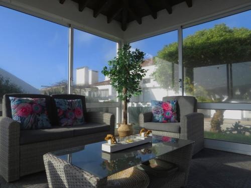 Mosteiros Casa | Mosteiros Coastal Haven