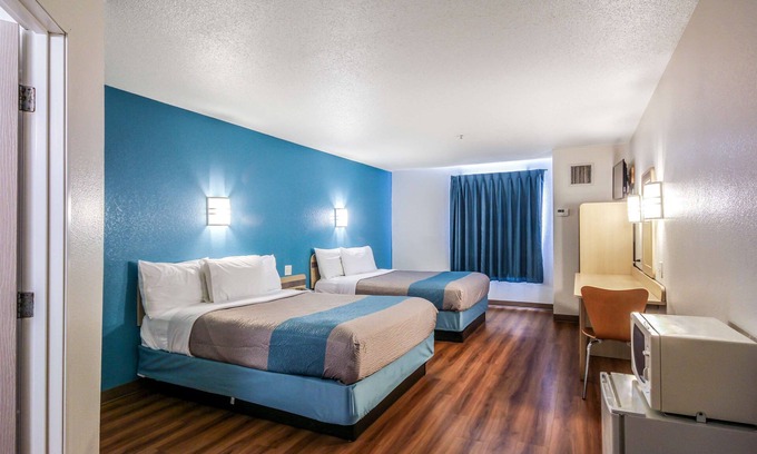 New Braunfels Hotel | Motel 6 New Braunfels, TX