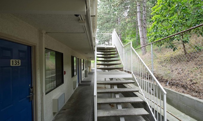 SeaTac Hotel | Motel 6 Seattle, WA - Airport