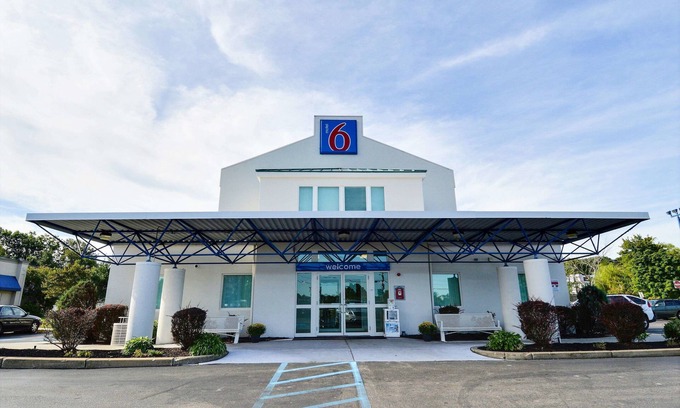 Tewksbury Hotel | Motel 6 Tewksbury, MA - Boston