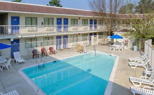 Takoma Hotel | Motel 6-Washington, DC