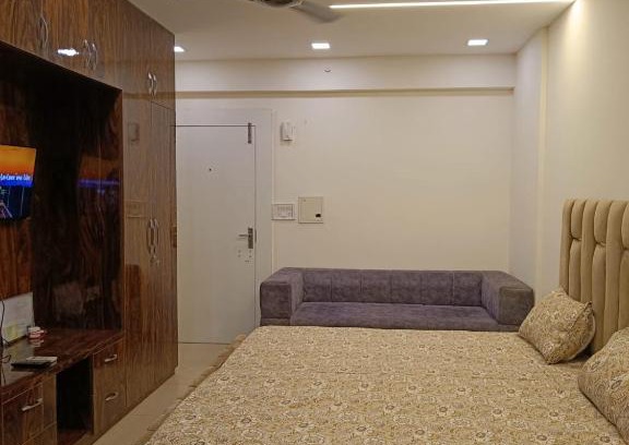 New Delhi Casa | Moti Nagar, DLF Capital Greens