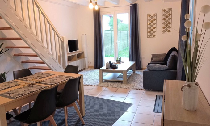 Mouguerre Apartamento | MOUGUERRE Apartment 70m2 - 2 bedrooms - 10 min from BAYONNE /15 min from BIARRITZ
