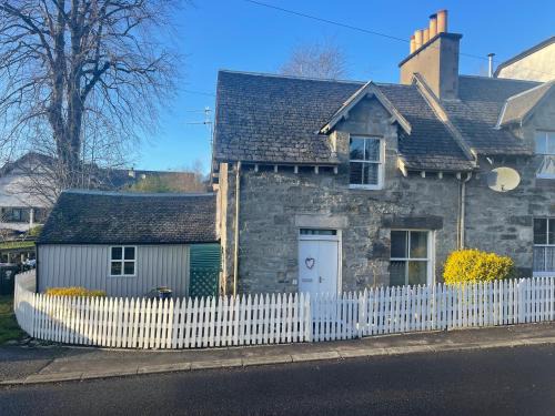 Pitlochry Casa | Moulin Cottage