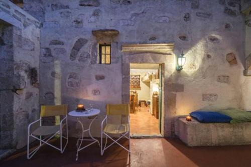 Monopari Casa | Moundros 1620 Venetian Residence