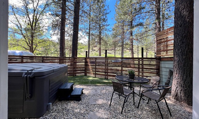 Weed Apartamento | Mount Shasta private Guest Suite at a clean & peaceful Campground