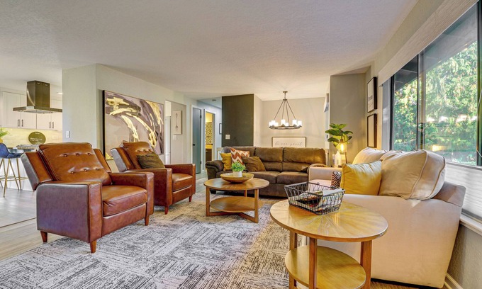Mount Vernon Casa | Mount Vernon Home w/ Private Hot Tub
