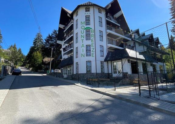 Cioplea Hotel | Mountain Breeze