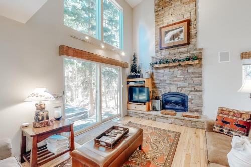 Warrior's Mark Casa | Mountain Breeze