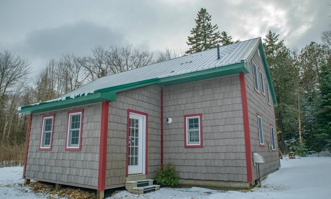 Brownville Cabina | Mountain Brook Cabin