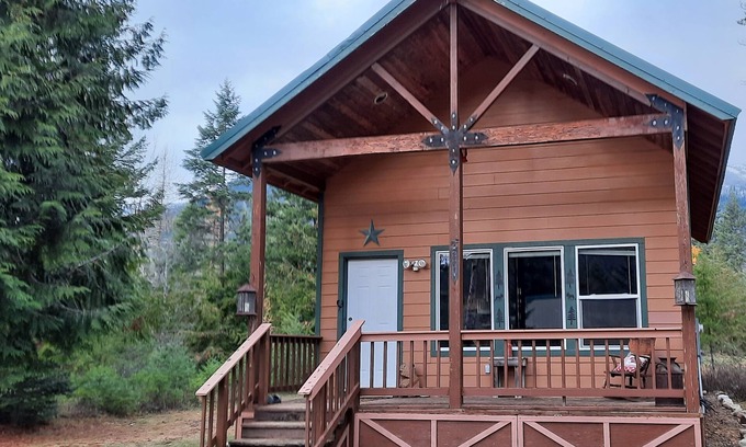 Clark Fork Cabina | Mountain Cabin near Lake Pend Oreille, Schweitzer Resort, Sandpoint, Wilderness