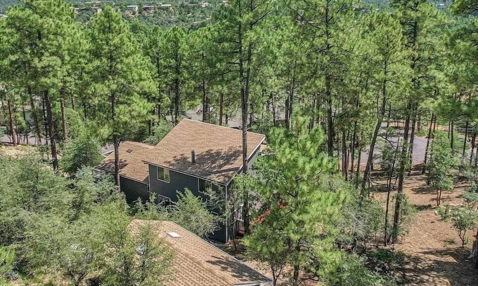 Prescott Cabina | Mountain Cabin Retreat in the Pines