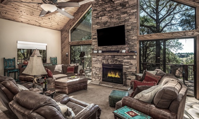 Alto Casa | "Mountain Escape," Our cozy mountain home, Quiet Neighborhood