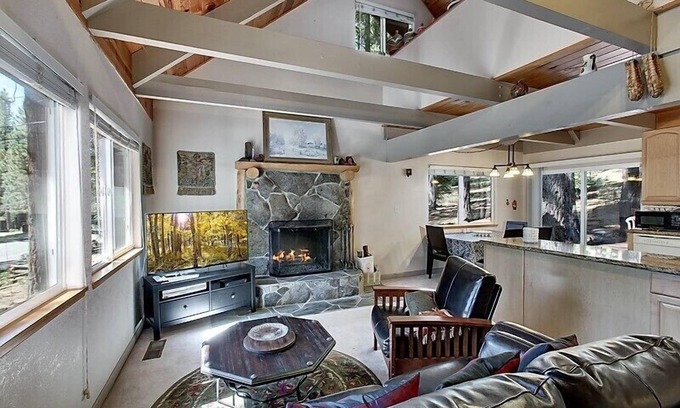 Country Club Estates Chalet De Esquí | Mountain Gateway | Private Deck | Trail Access