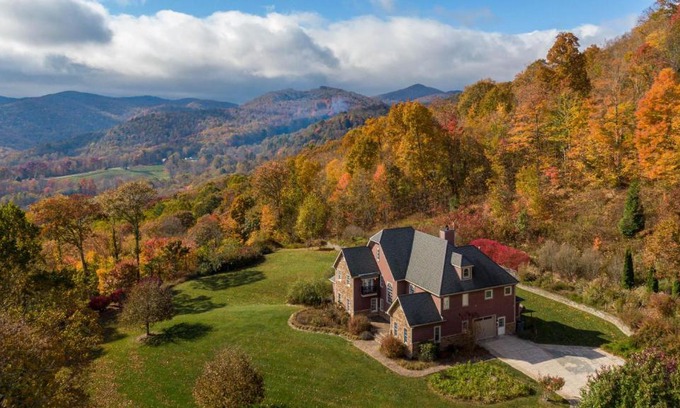 Boone Casa | Mountain Gem