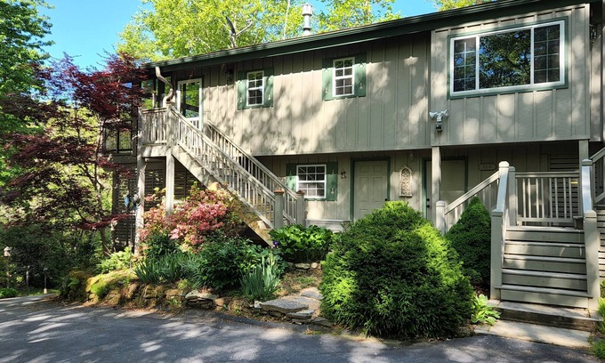 Lake Toxaway Casa | Escapada de montaña cerca de Brevard y cajeros, 4BR 3 Baño