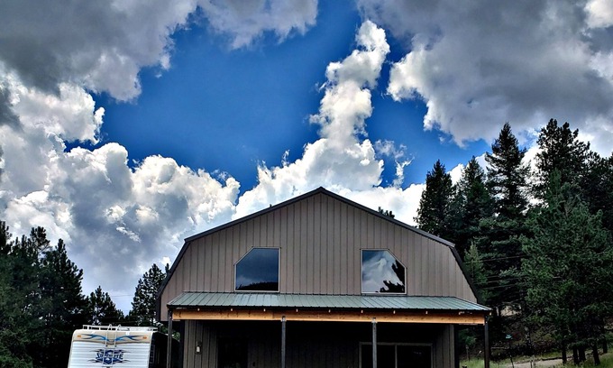 Sacramento Casa | Mountain Getaway