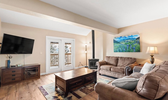 Baldy Mountain Casa | Mountain Getaway with Private Sauna Near Breckenridge Resort & Main Street!