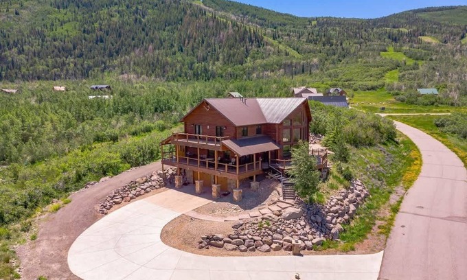 Mesa Cabina | Mountain Haus: Hot Tub, Views & Ski Access