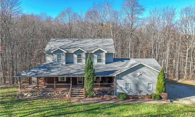 Ohiopyle Casa | Mountain Home on 3 Acres - 5 Miles from Ohiopyle