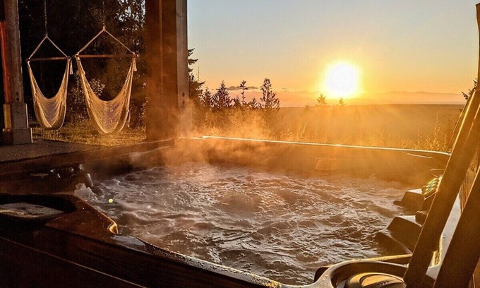 Regional District of Nanaimo Cama Y Desayuno | Mountain House of Wonder