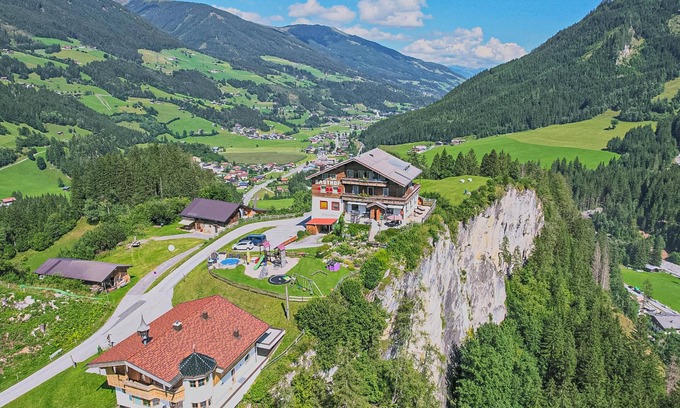 Wald im Pinzgau Chalet De Esquí | Mountain house with sauna and panoramic view