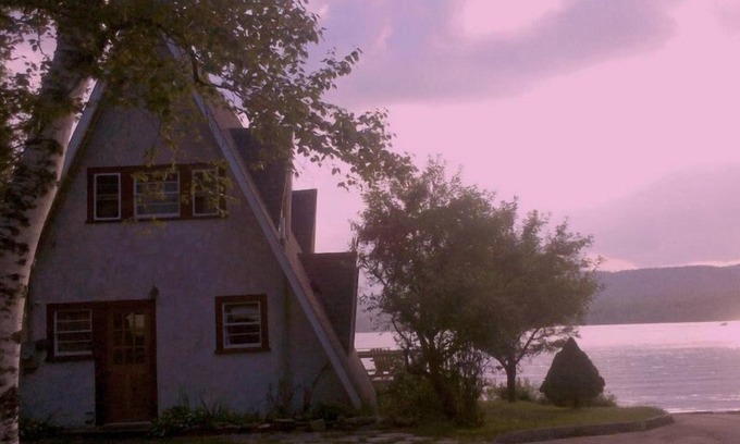 Abbot Casa | Mountain Lake Chalet