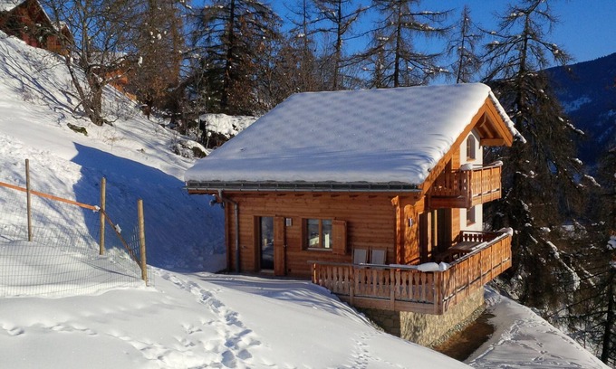 Heremence Chalet De Esquí | Mountain Lodge LOULOU: chalet de lujo a 250 m de remonte con sauna.
