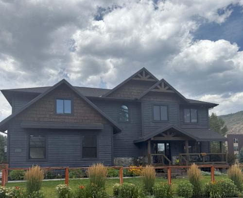 Basalt Casa | Mountain Lodge Oasis w Hot Tub-Rio Grande Trail