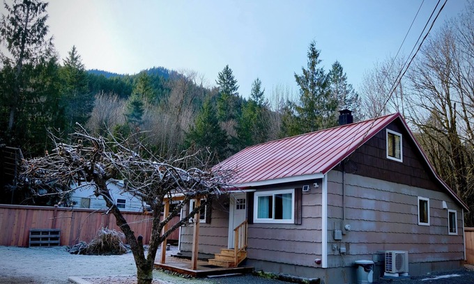 Skykomish Casa | Mountain Maison: Historic Home