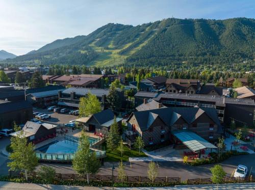 Jackson Hotel | Mountain Modern Jackson Hole