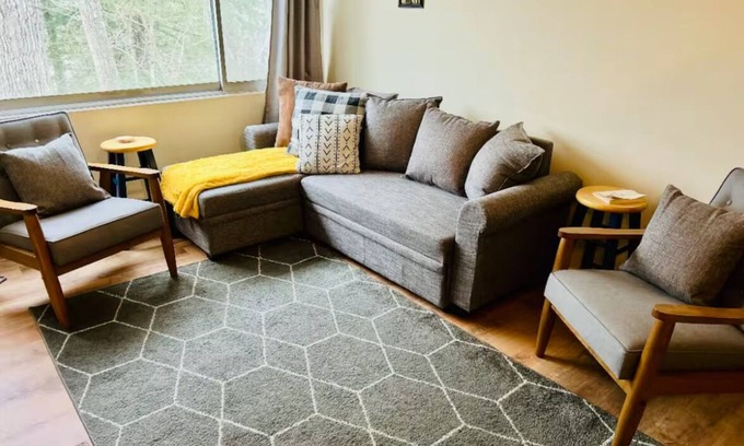 Campton Condominio | Mountain Oasis: 3-Bedroom plus Loft with Resort-Style Amenities. Pet Friendly!