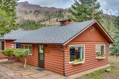 Cascade Casa | Mountain Retreat at Base of Pikes Peak!