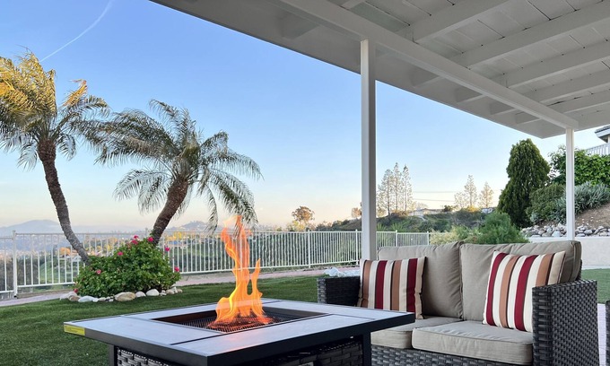 Fletcher Hills Casa | Mountain Retreat: Scenic Getaway