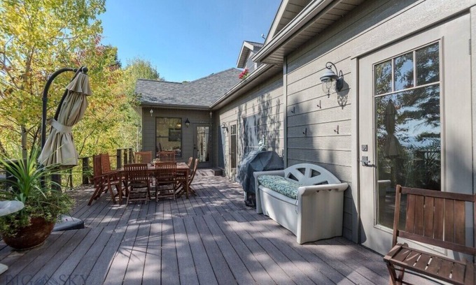 Jefferson County Casa | Mountain Retreat with Views, Nature and Comfort